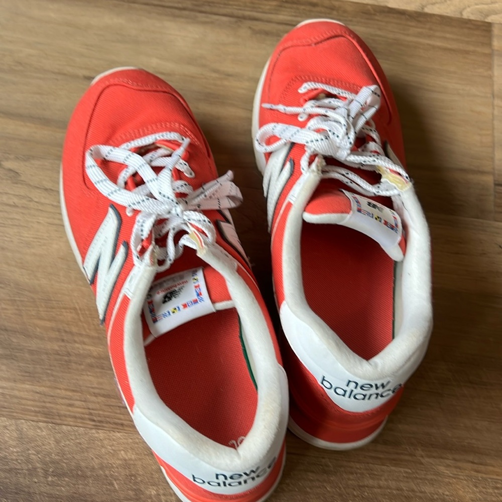 New Balance 574 size 10.5 salmon